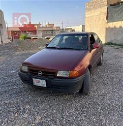 اوبل استرا